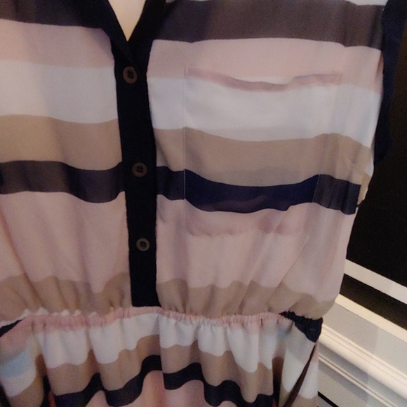 Fun & Flirt - Picture 4 of 5